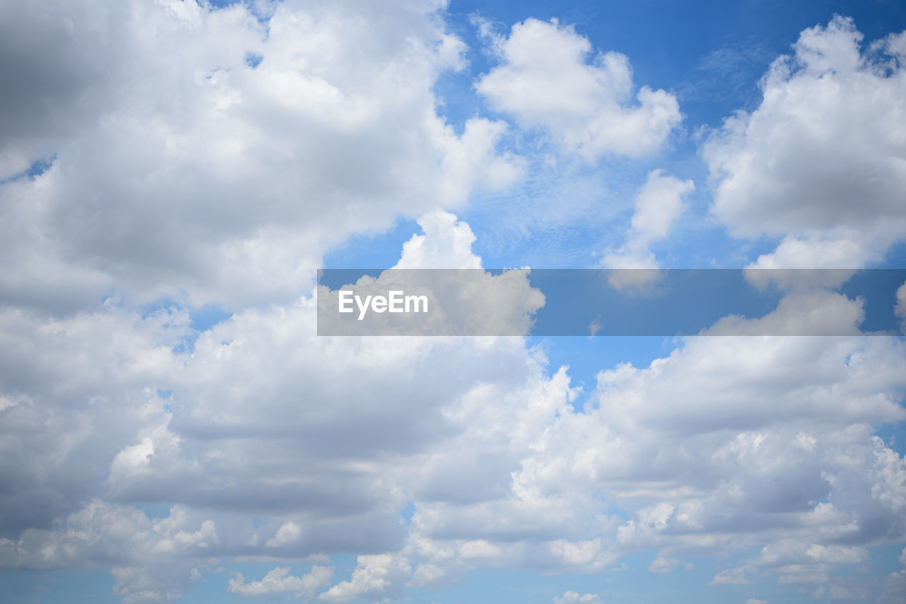LOW ANGLE VIEW OF CLOUDSCAPE