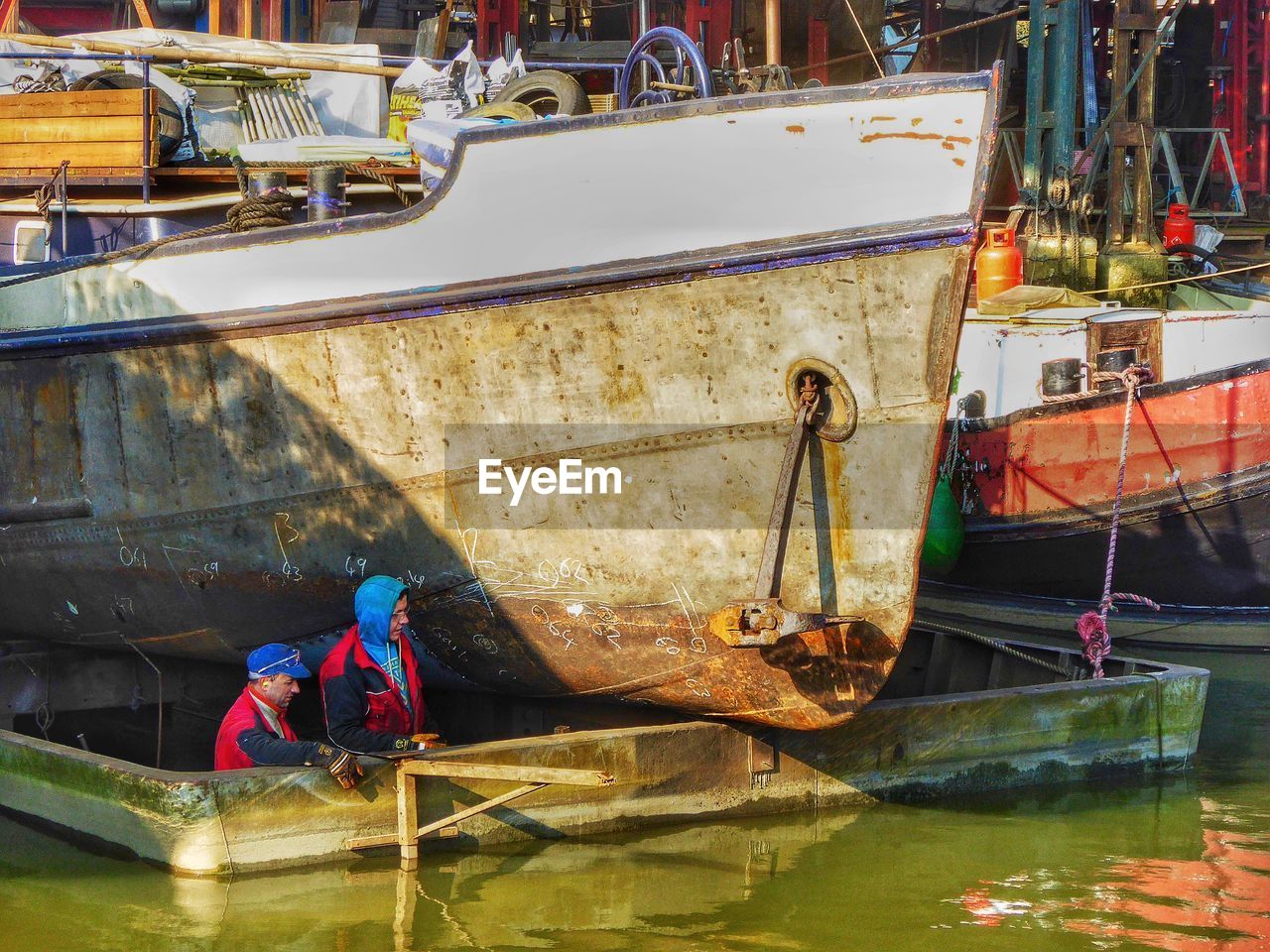 VIEW OF BOATS IN WATER