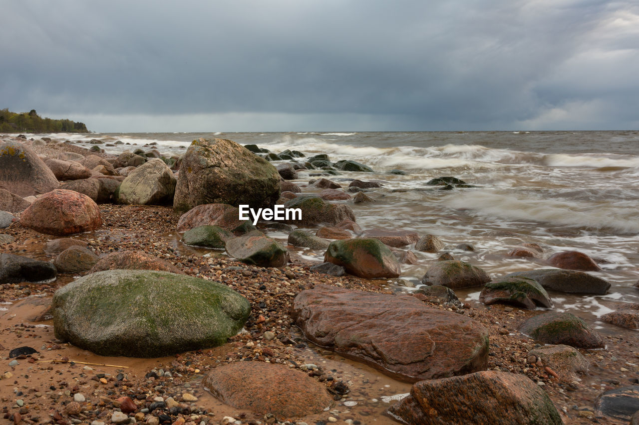 ROCKS ON BEACH