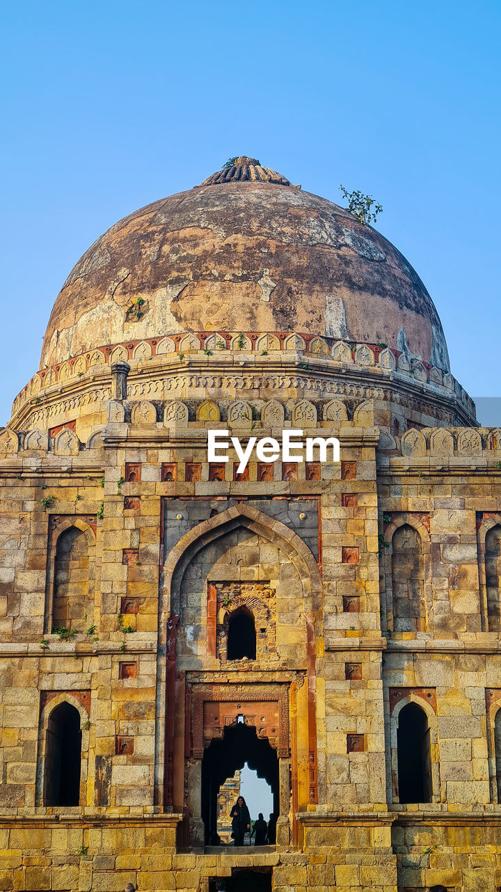 Bada gumbad lodhi garden 