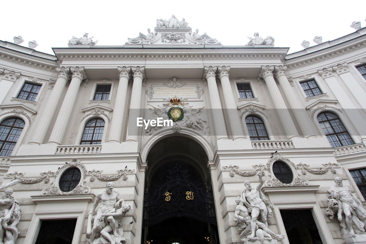 LOW ANGLE VIEW OF PALACE