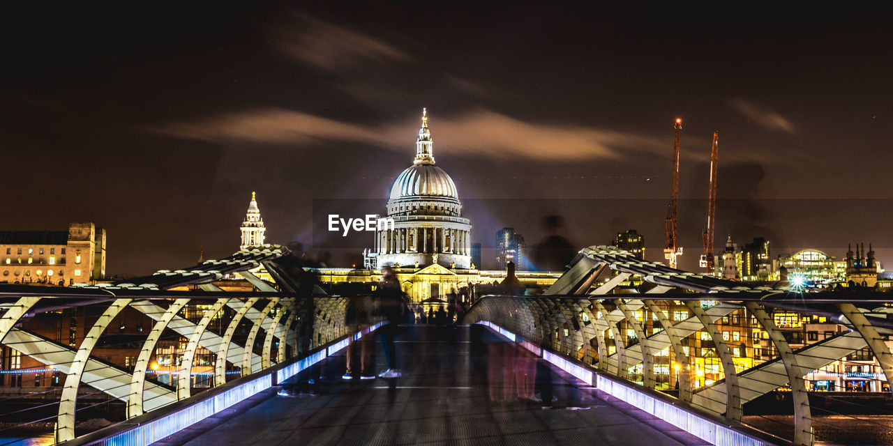 View of illuminated london city at night