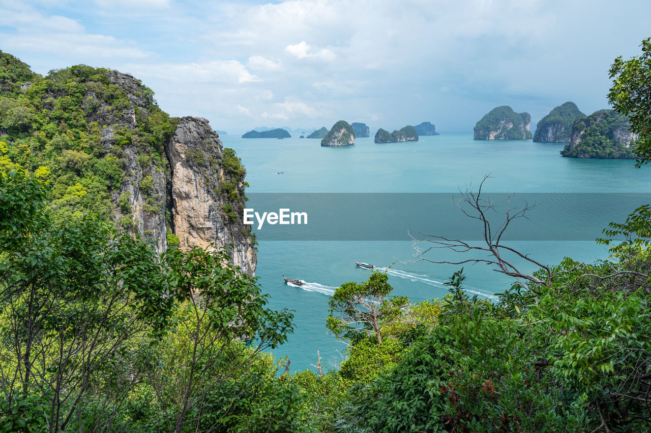 PANORAMIC SHOT OF SEA AGAINST SKY