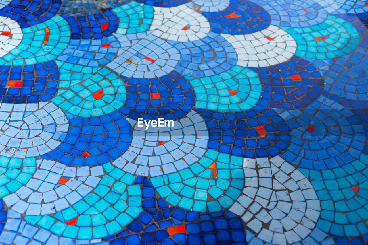 Full frame shot of semi-circle mosaic pattern