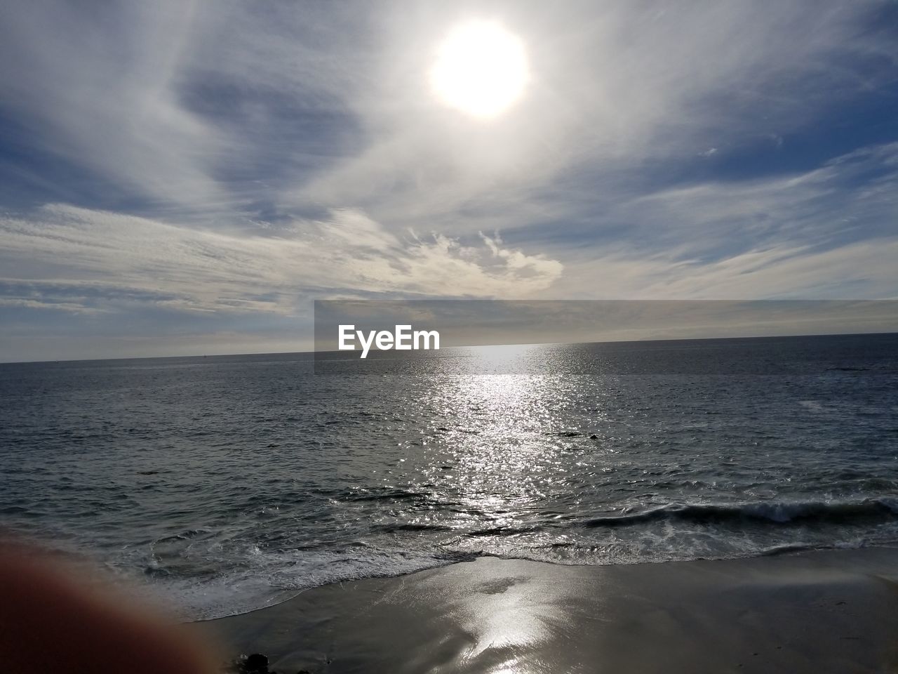 SCENIC VIEW OF SEA AGAINST SUNSET SKY