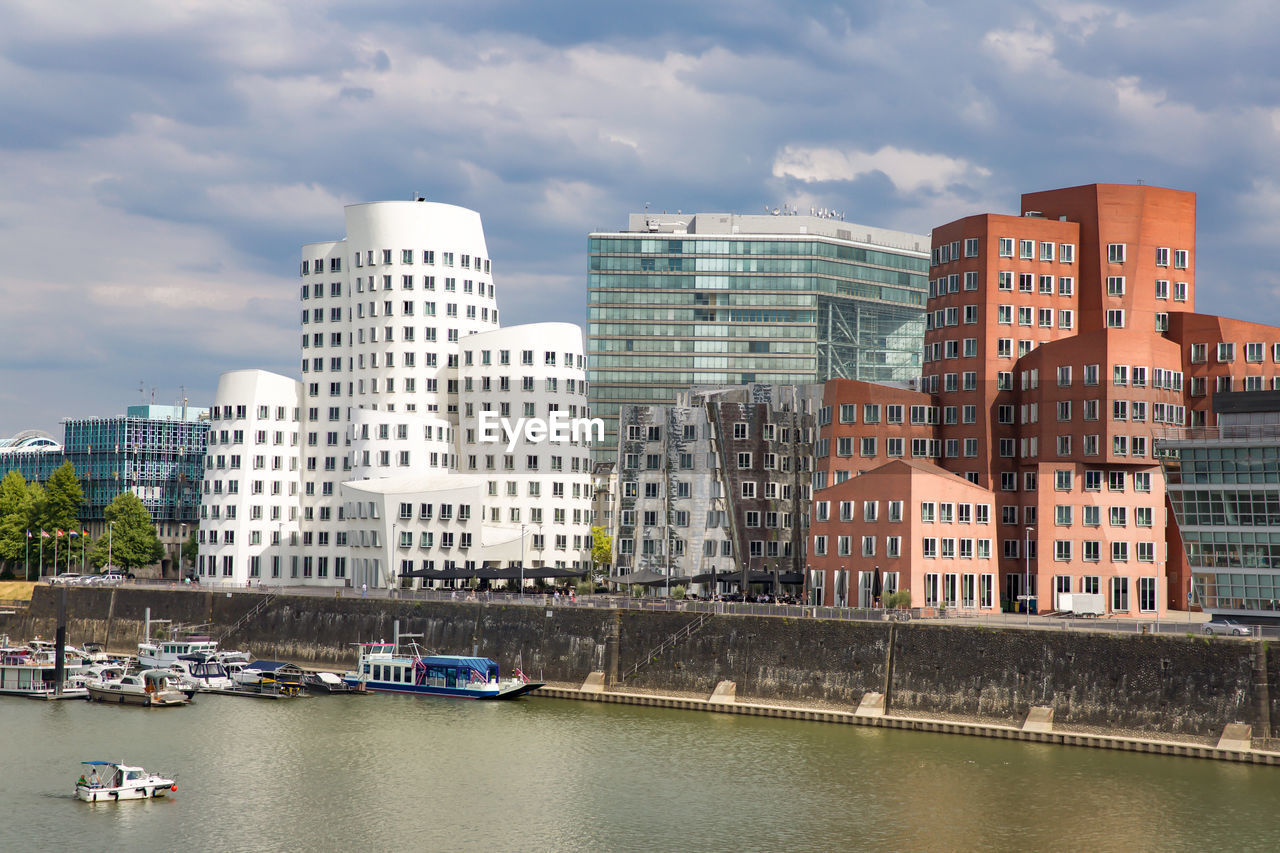 BUILDINGS AGAINST SKY IN CITY