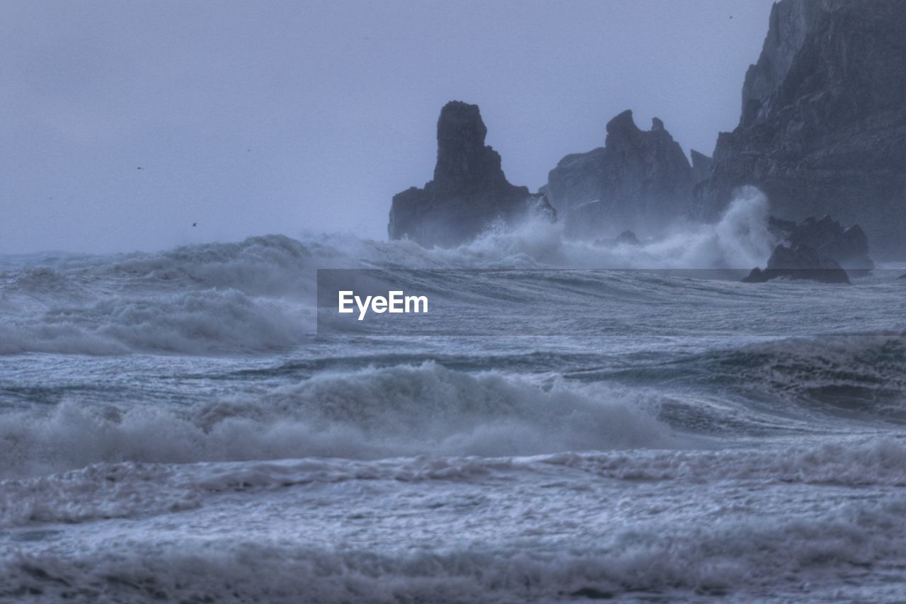 Waves at dalbeg beach on isle of lewis