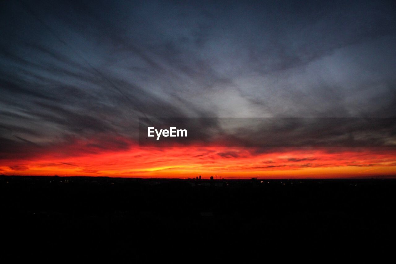 SCENIC VIEW OF DRAMATIC SKY