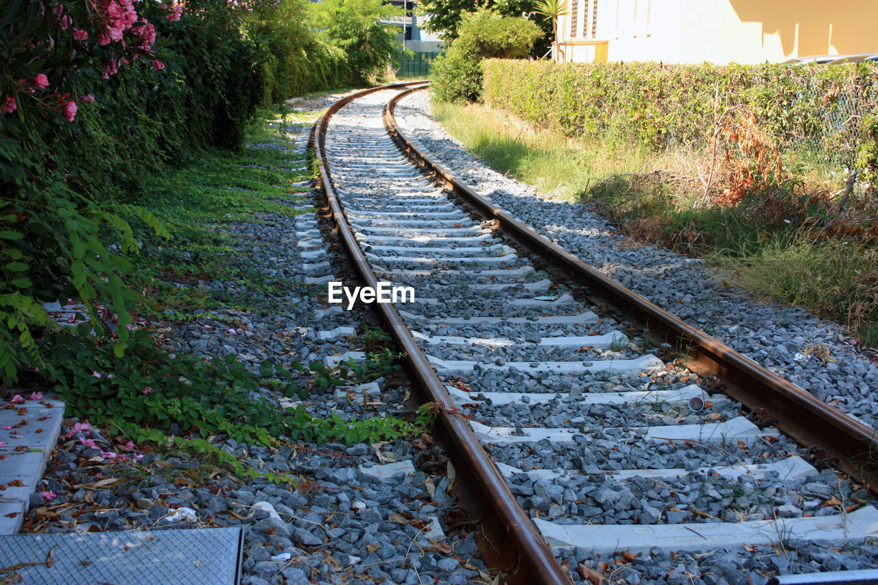 HIGH ANGLE VIEW OF RAILROAD TRACKS