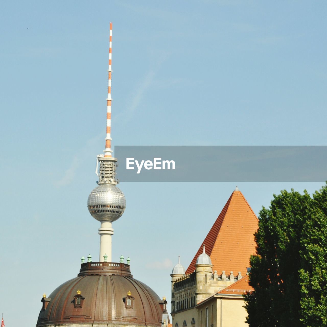Low angle view of berliner fernsehturm against sky