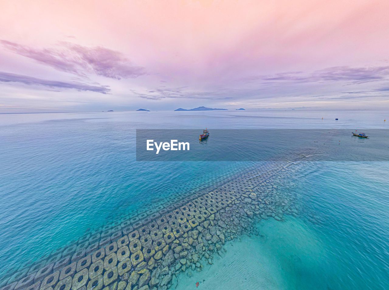 water, sea, beauty in nature, scenics - nature, sky, land, nature, ocean, travel, landscape, travel destinations, environment, tranquility, sunset, beach, horizon, holiday, vacation, trip, tranquil scene, lagoon, blue, cloud, idyllic, tourism, seascape, outdoors, coast, summer, turquoise colored, wave, wind wave, sun, horizon over water, sunlight, island, adventure, relaxation, transportation, sand, shore, underwater, nautical vessel, no people, day, animal, leisure activity, coastline, tropical climate, swimming, non-urban scene