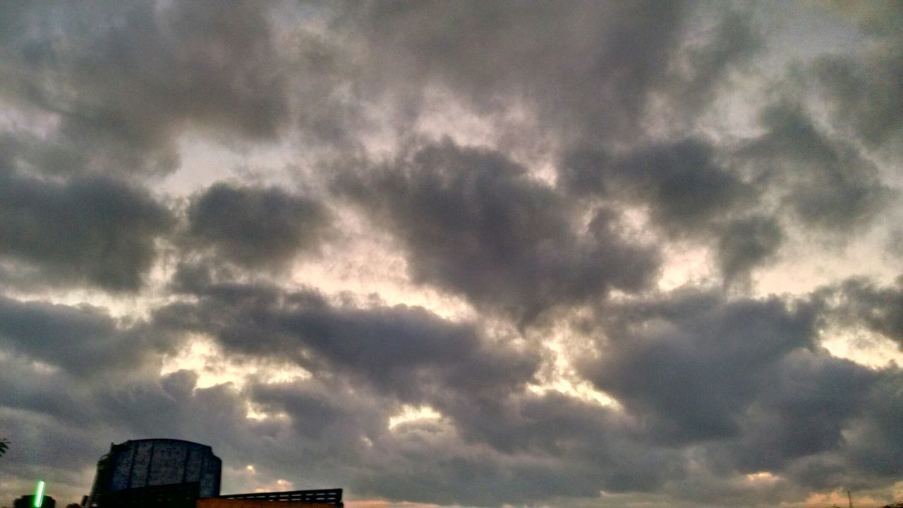 LOW ANGLE VIEW OF DRAMATIC SKY