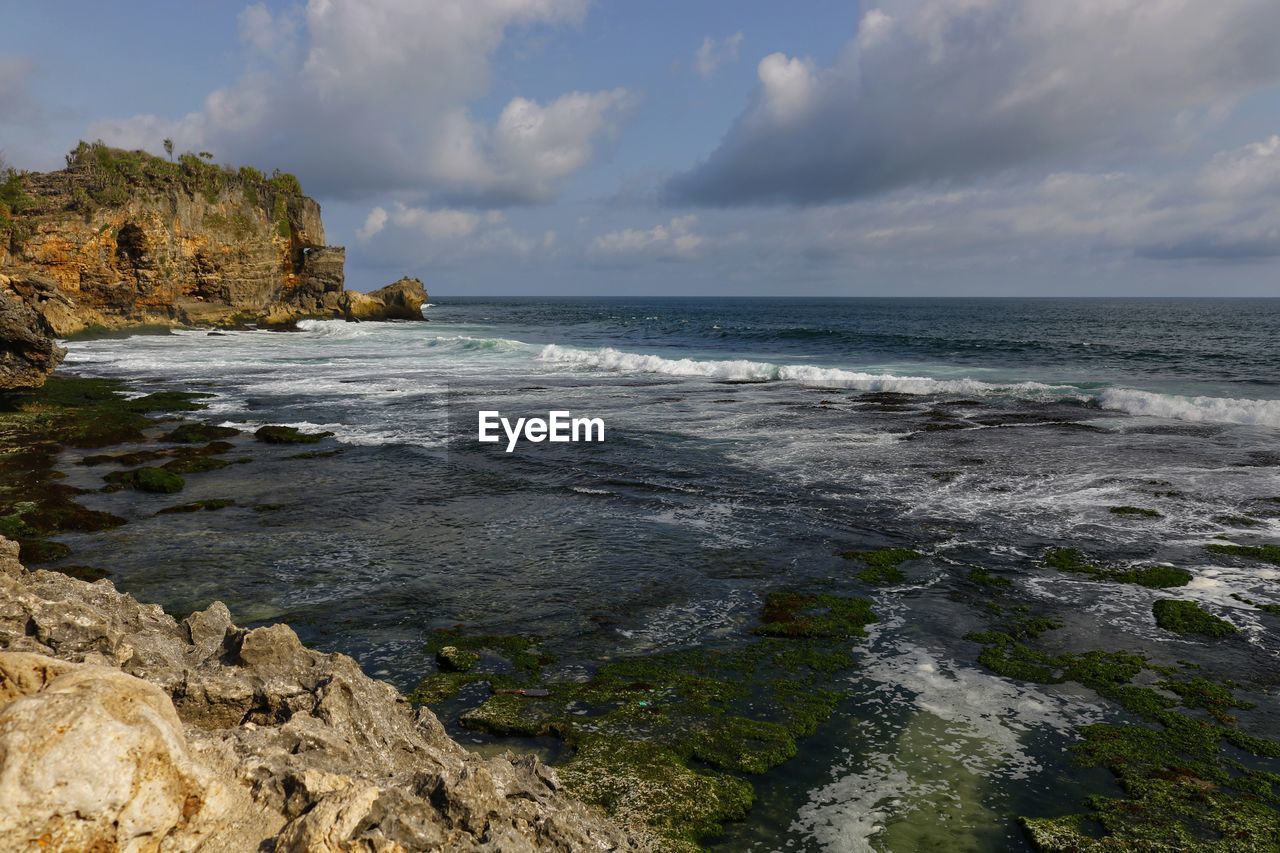 Scenic view of sea against sky