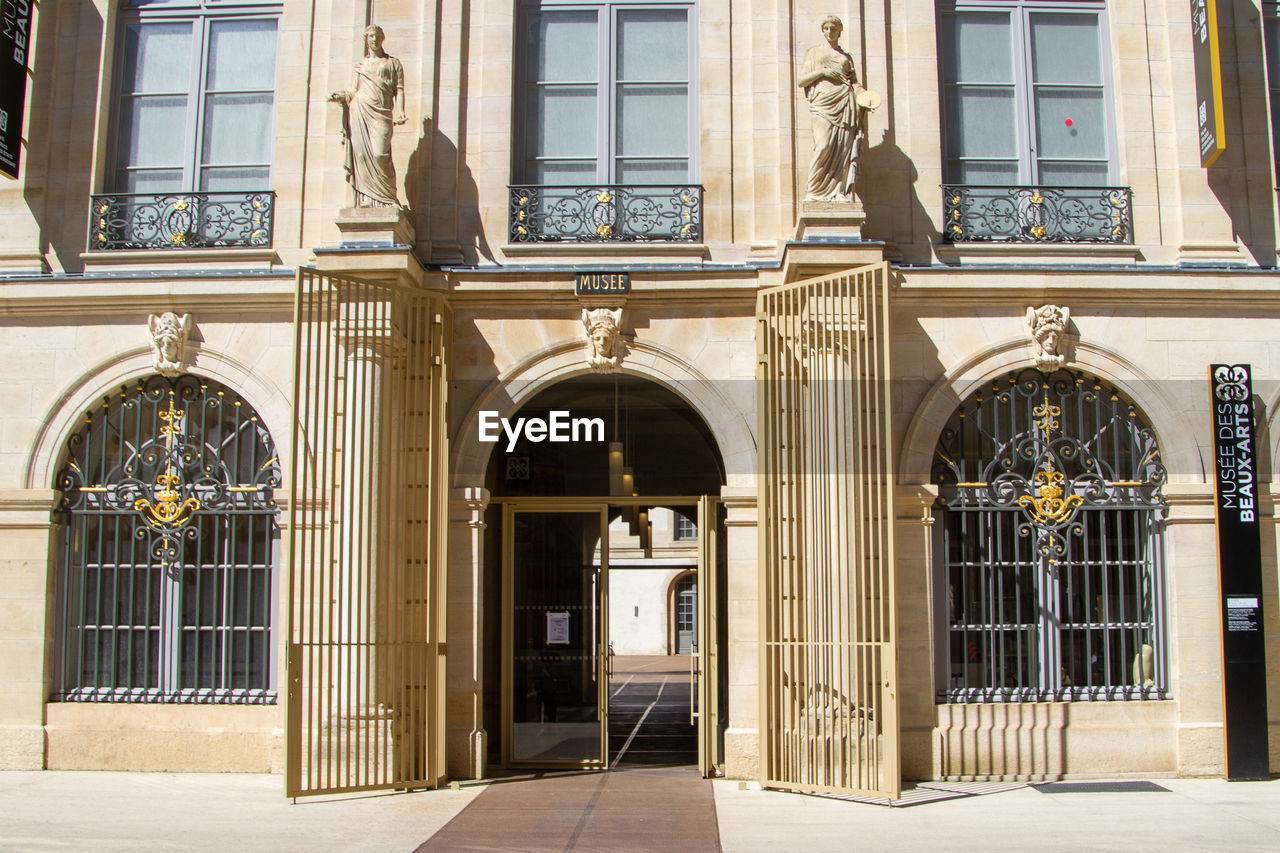 Dijon, france, april 15, 2022. entrance to the museum of fine arts. the dijon museum of fine arts i