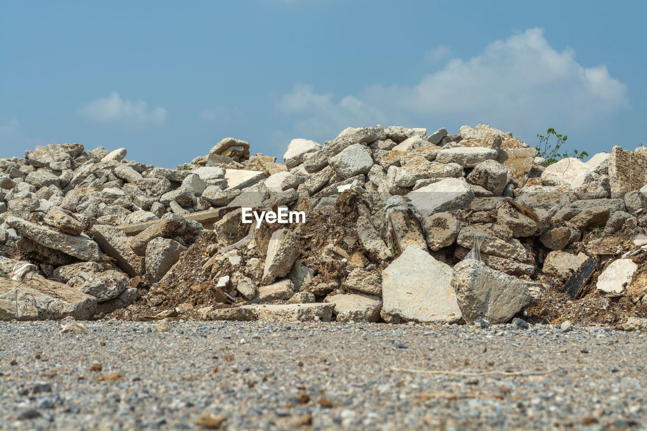 LOW ANGLE VIEW OF ROCKS