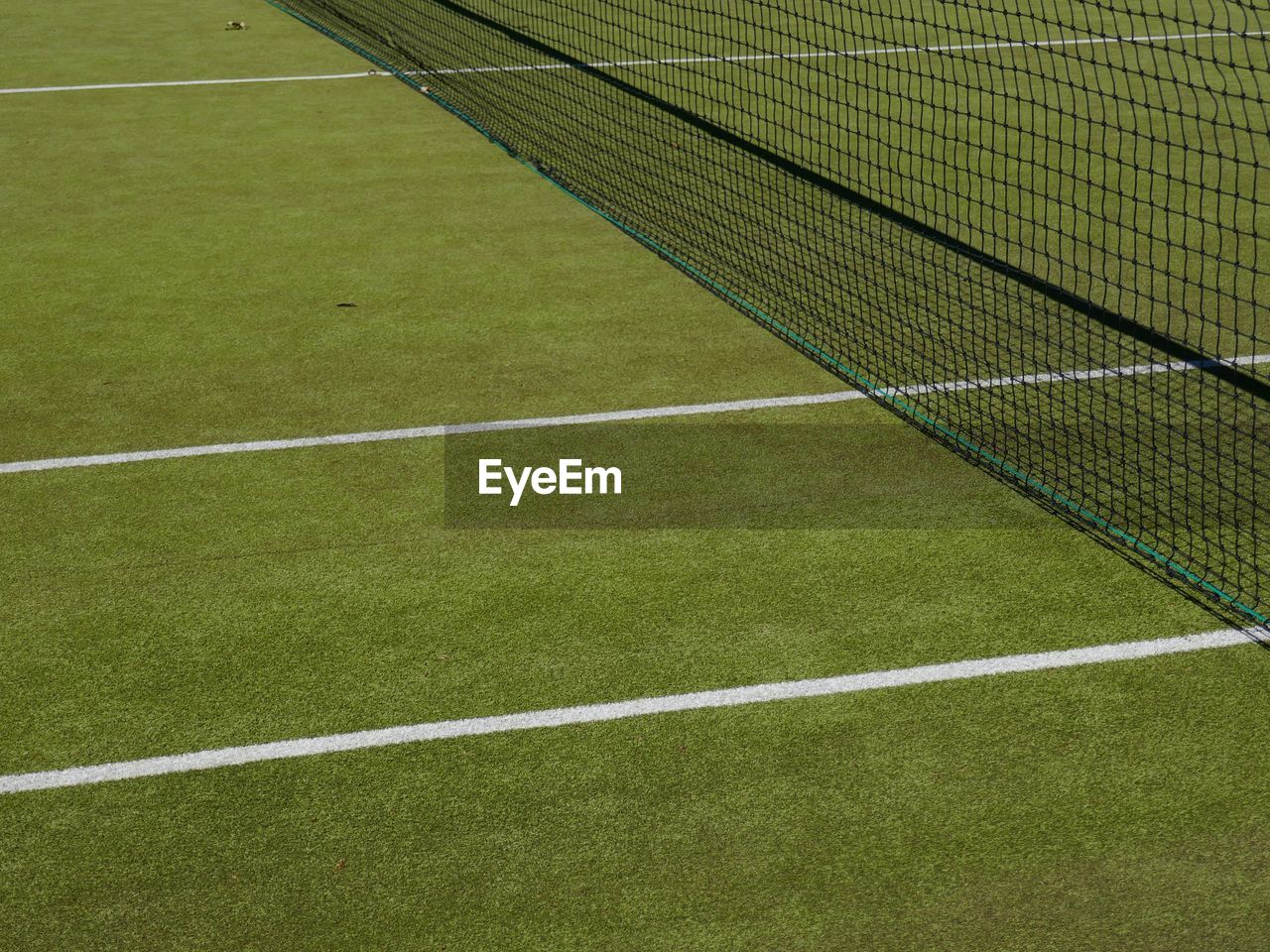 Net at tennis court