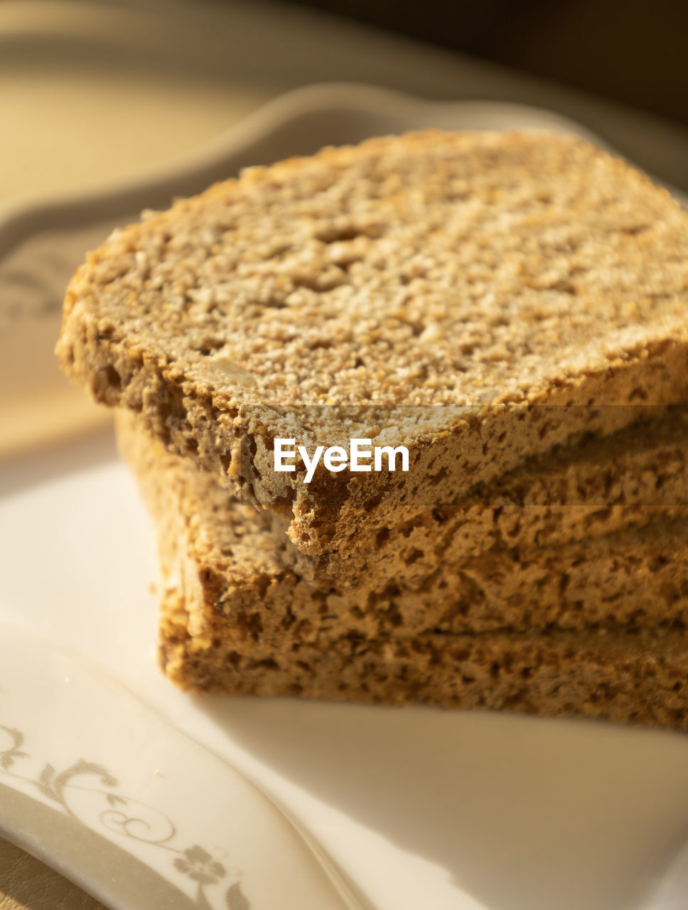 food, food and drink, bread, slice, indoors, close-up, baked, freshness, pumpkin bread, wellbeing, produce, no people, dessert, healthy eating, banana bread, whole grain, plate, brown bread, breakfast, rye bread, still life, studio shot