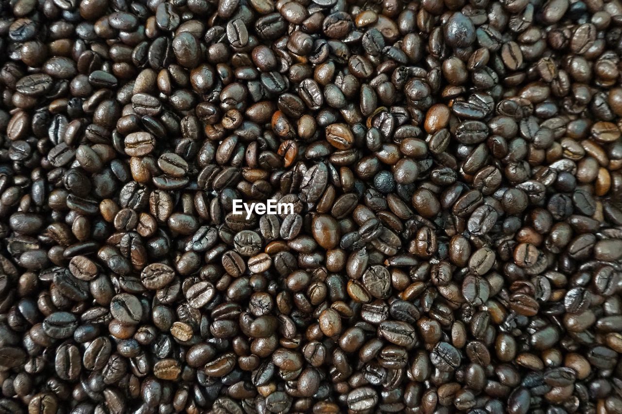 Background texture of roast coffee bean