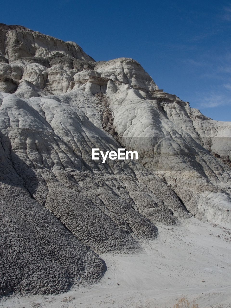 ROCK FORMATIONS IN DESERT