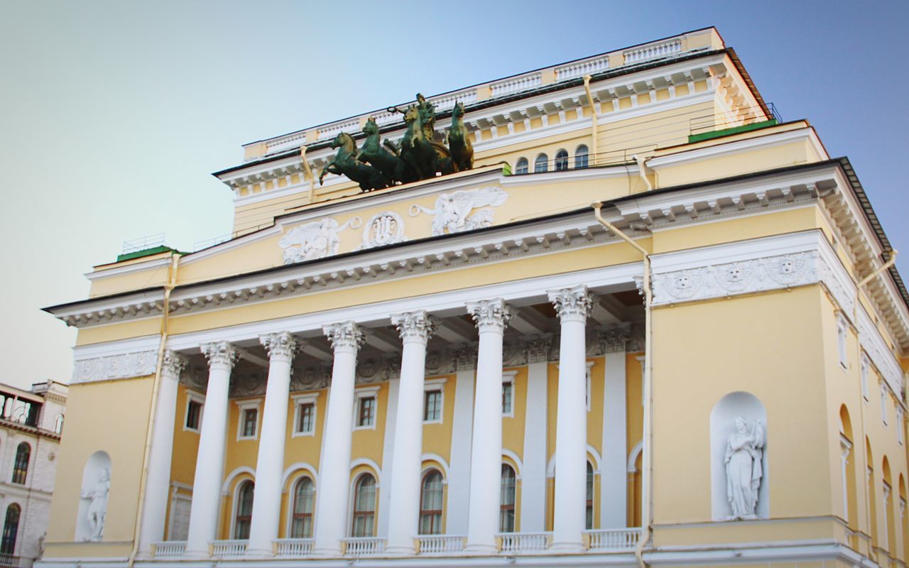 LOW ANGLE VIEW OF A BUILDING