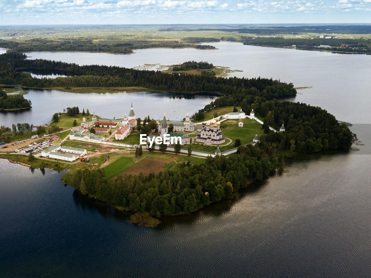 Valdai iversky bogoroditsky svyatoozersky monastery. 