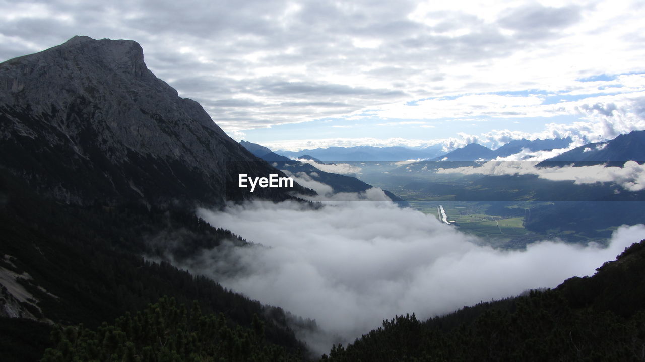 SCENIC VIEW OF MOUNTAINS