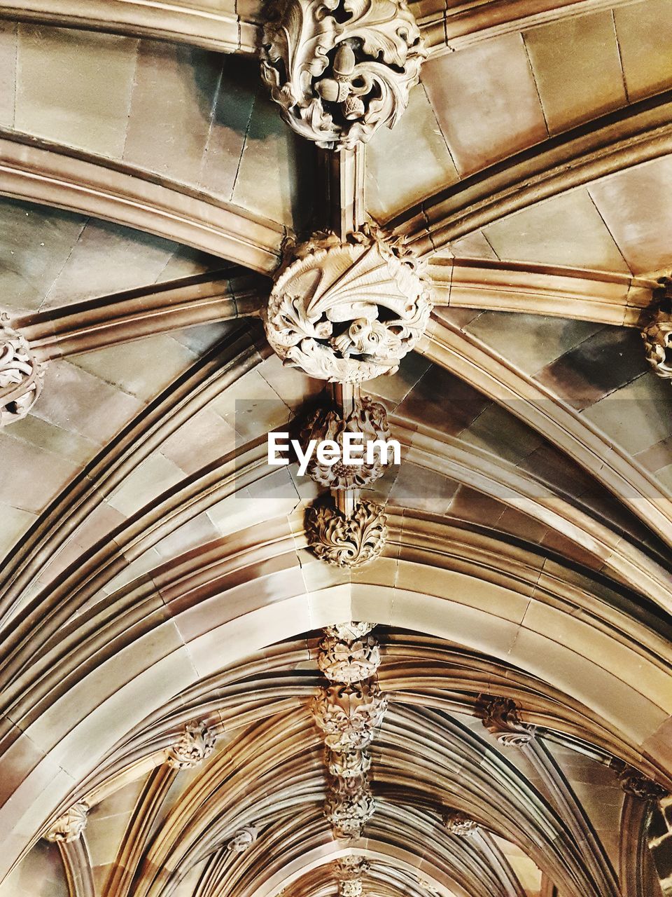 CLOSE-UP VIEW OF CEILING