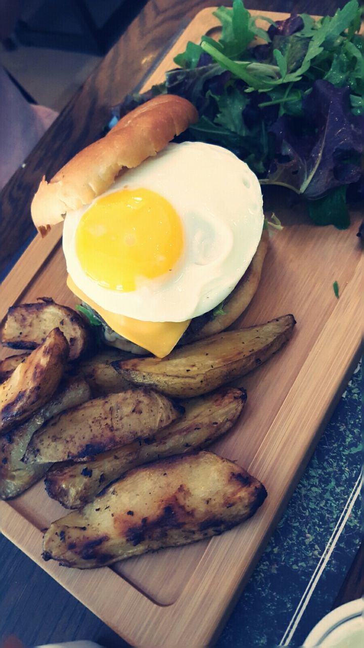 CLOSE-UP OF SERVED FOOD