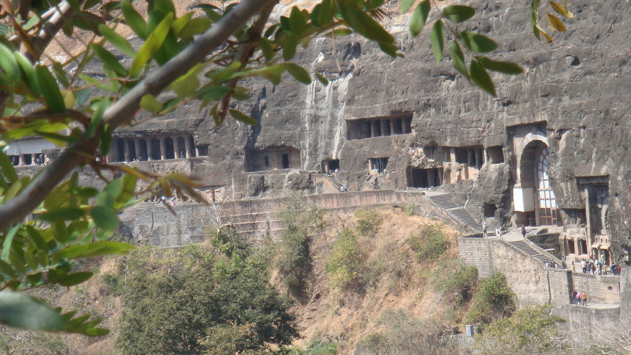 OLD RUIN BUILDING