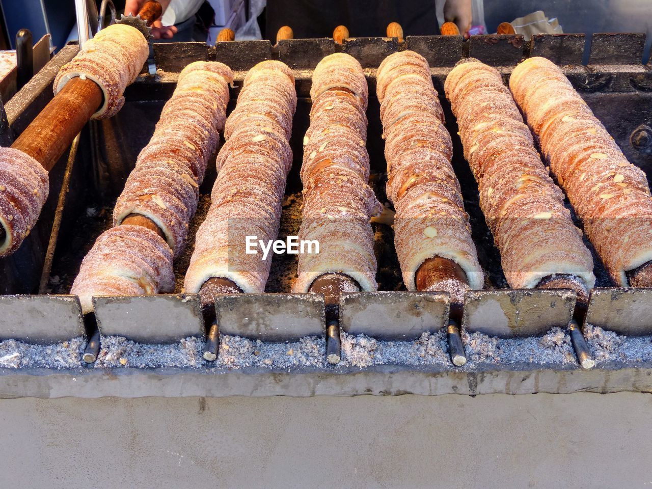 HIGH ANGLE VIEW OF MEAT ON BARBECUE