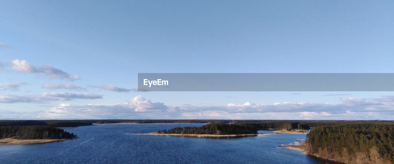 PANORAMIC VIEW OF SEA AGAINST SKY