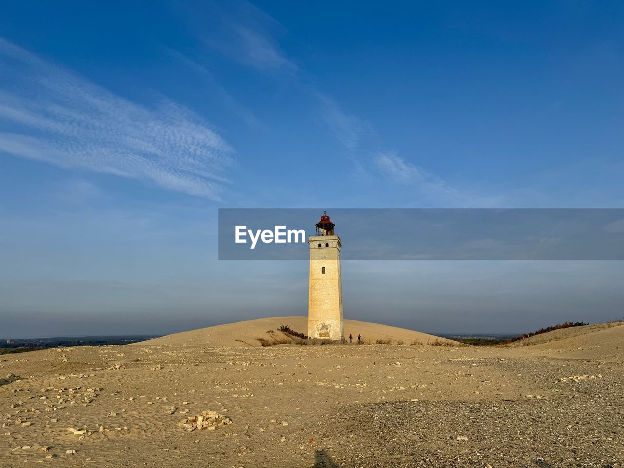 guidance, lighthouse, tower, architecture, sky, built structure, building exterior, security, building, land, protection, sea, beach, nature, sand dune, horizon, scenics - nature, travel destinations, sand, water, coast, travel, landscape, blue, no people, environment, cloud, coastline, day, natural environment, non-urban scene, outdoors, history, tranquility, sunlight, the past, ocean, beauty in nature, copy space, tranquil scene, observation tower, tourism