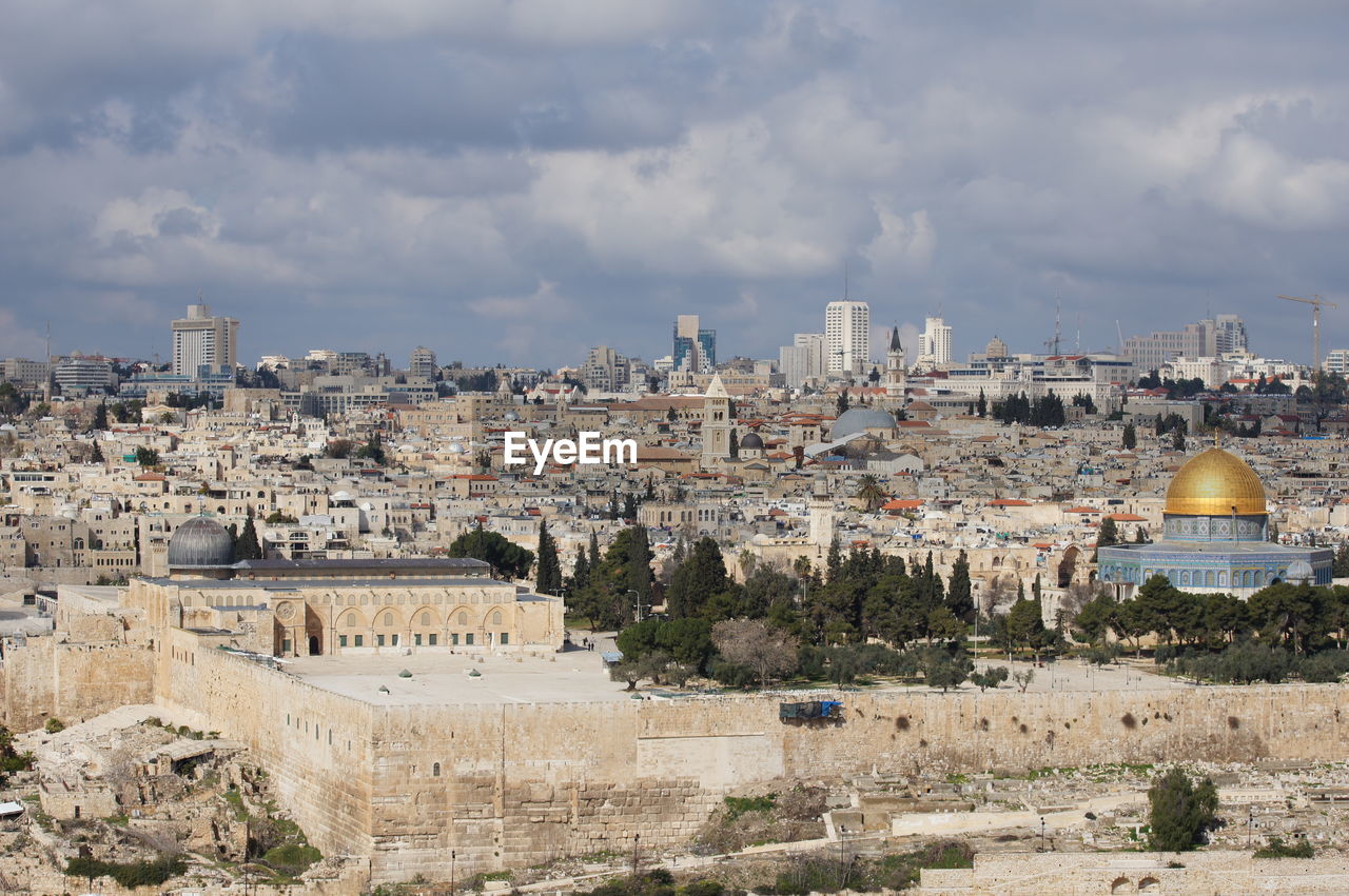 View from  the mount of olives to temple mount  jerusalem