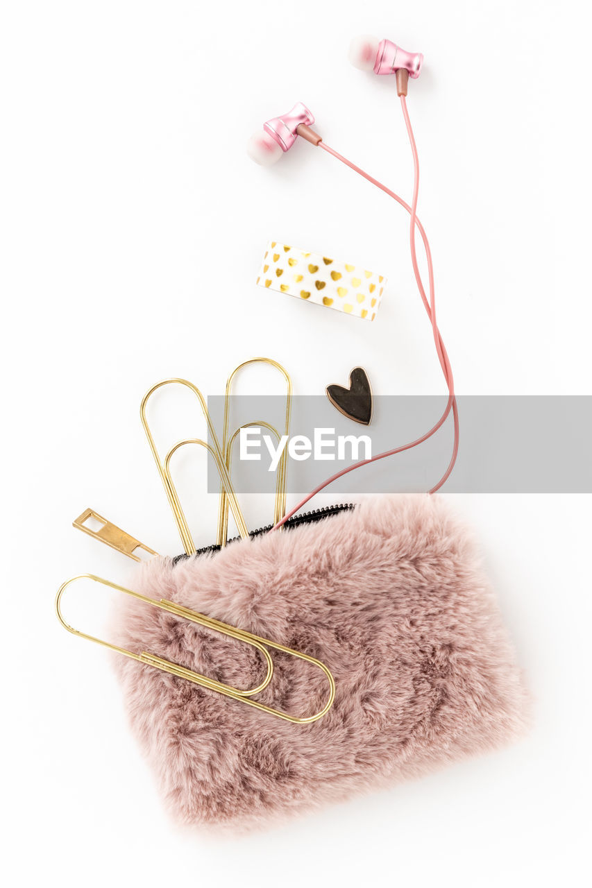 studio shot, white background, indoors, pink, knitting needle, no people, cut out, wool, thread, ball of wool, creativity, sewing needle, fashion accessory, still life, craft, art, textile, plant, needle