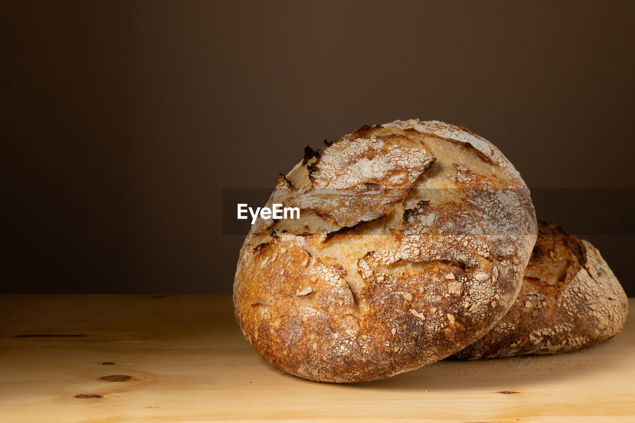 close-up of bread on cutting board