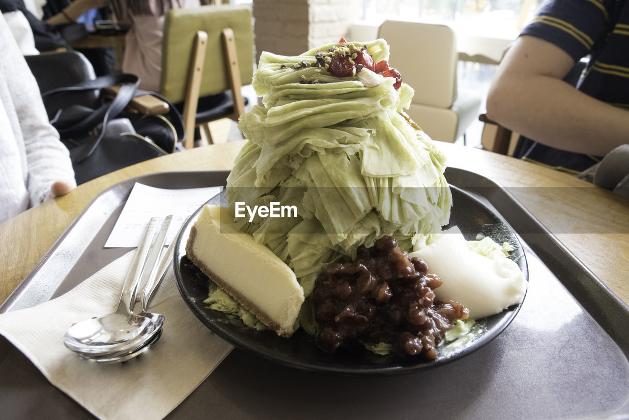 CLOSE-UP OF MEAL SERVED IN PLATE