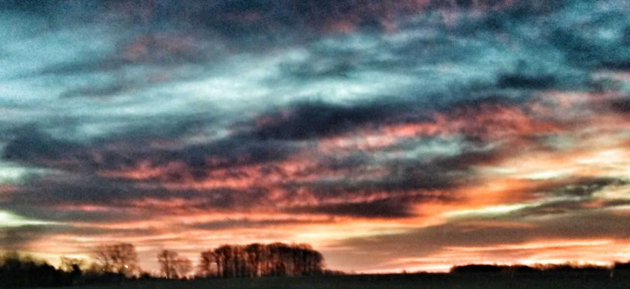 LOW ANGLE VIEW OF DRAMATIC SKY