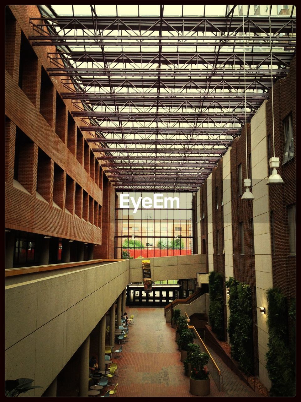 VIEW OF EMPTY WALKWAY