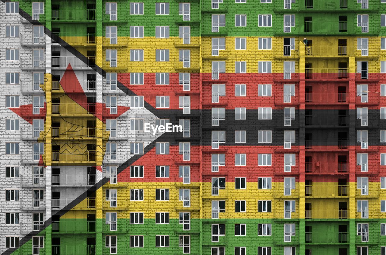 FULL FRAME SHOT OF MULTI COLORED BUILDING