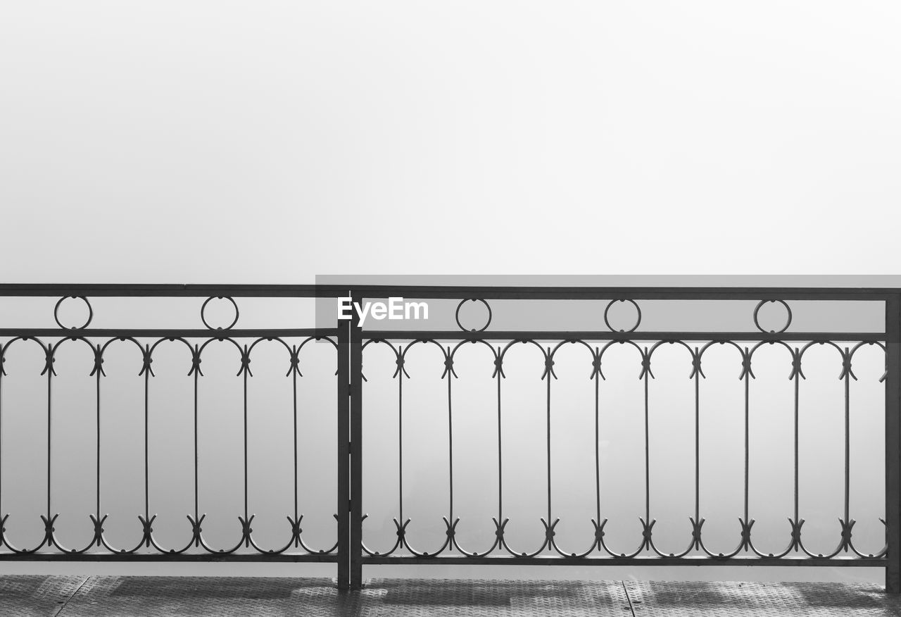 METALLIC RAILING AGAINST SEA