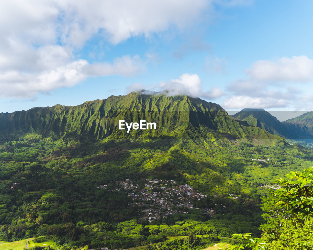 SCENIC VIEW OF MOUNTAIN AGAINST SKY