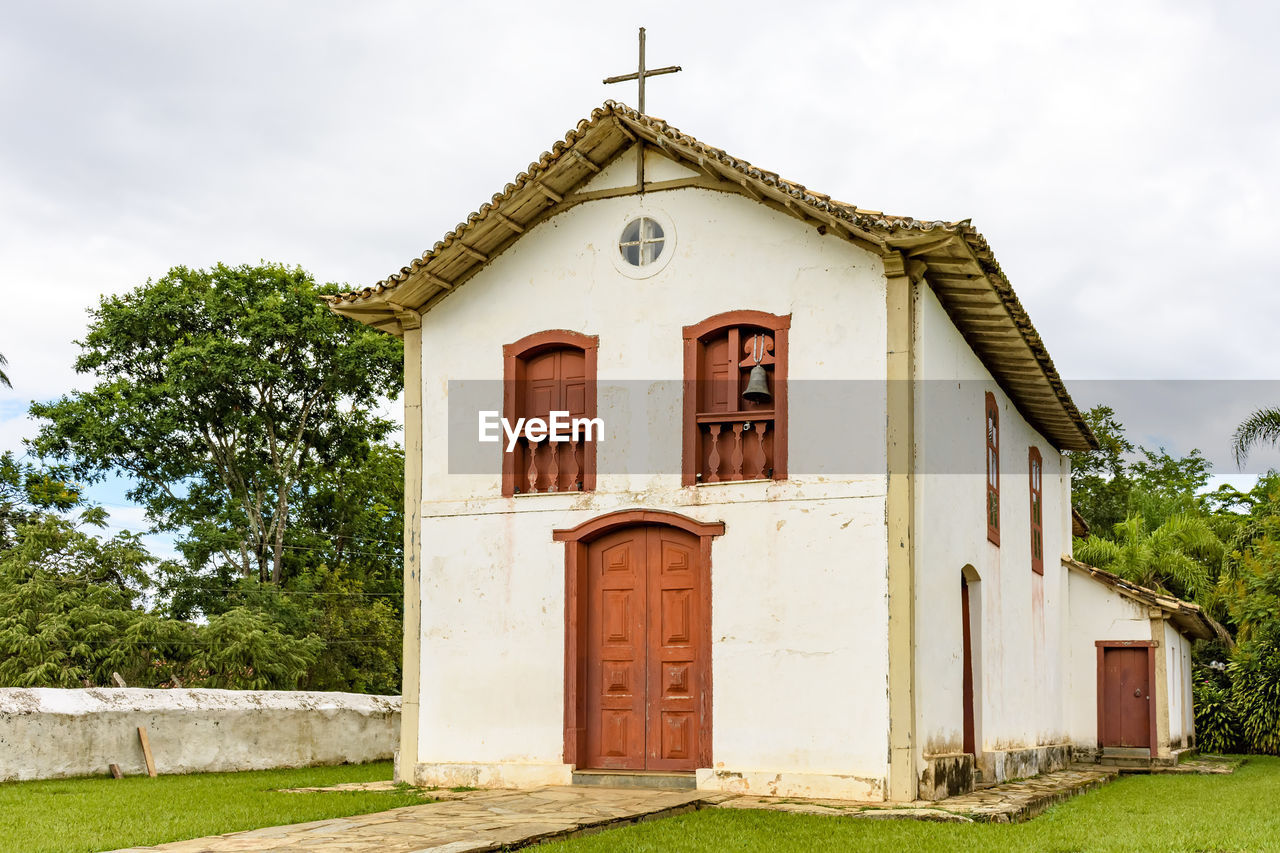 Small ancient church at minas gerais, brazil