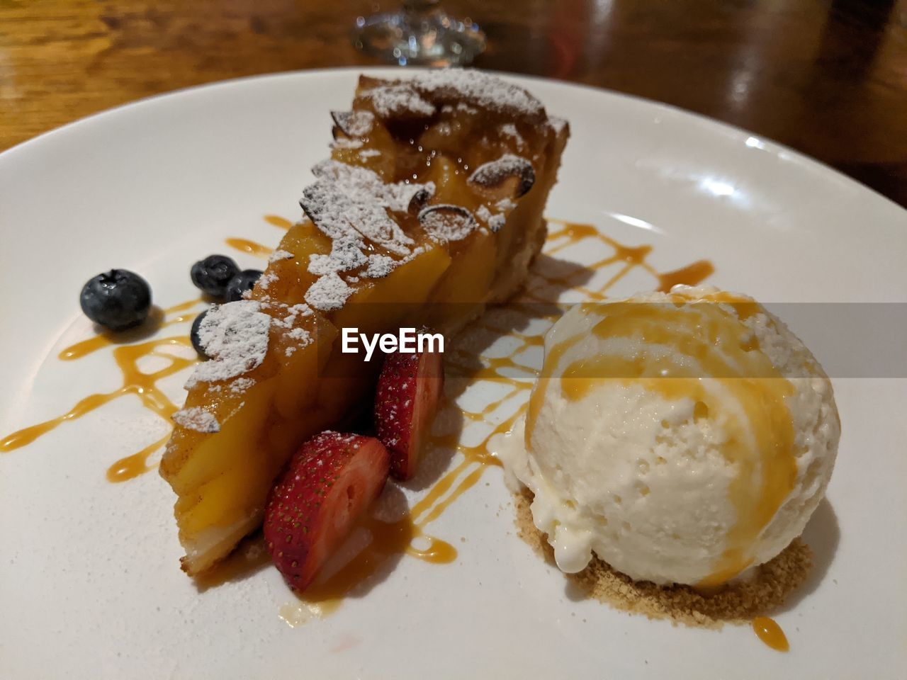 HIGH ANGLE VIEW OF DESSERT ON TABLE