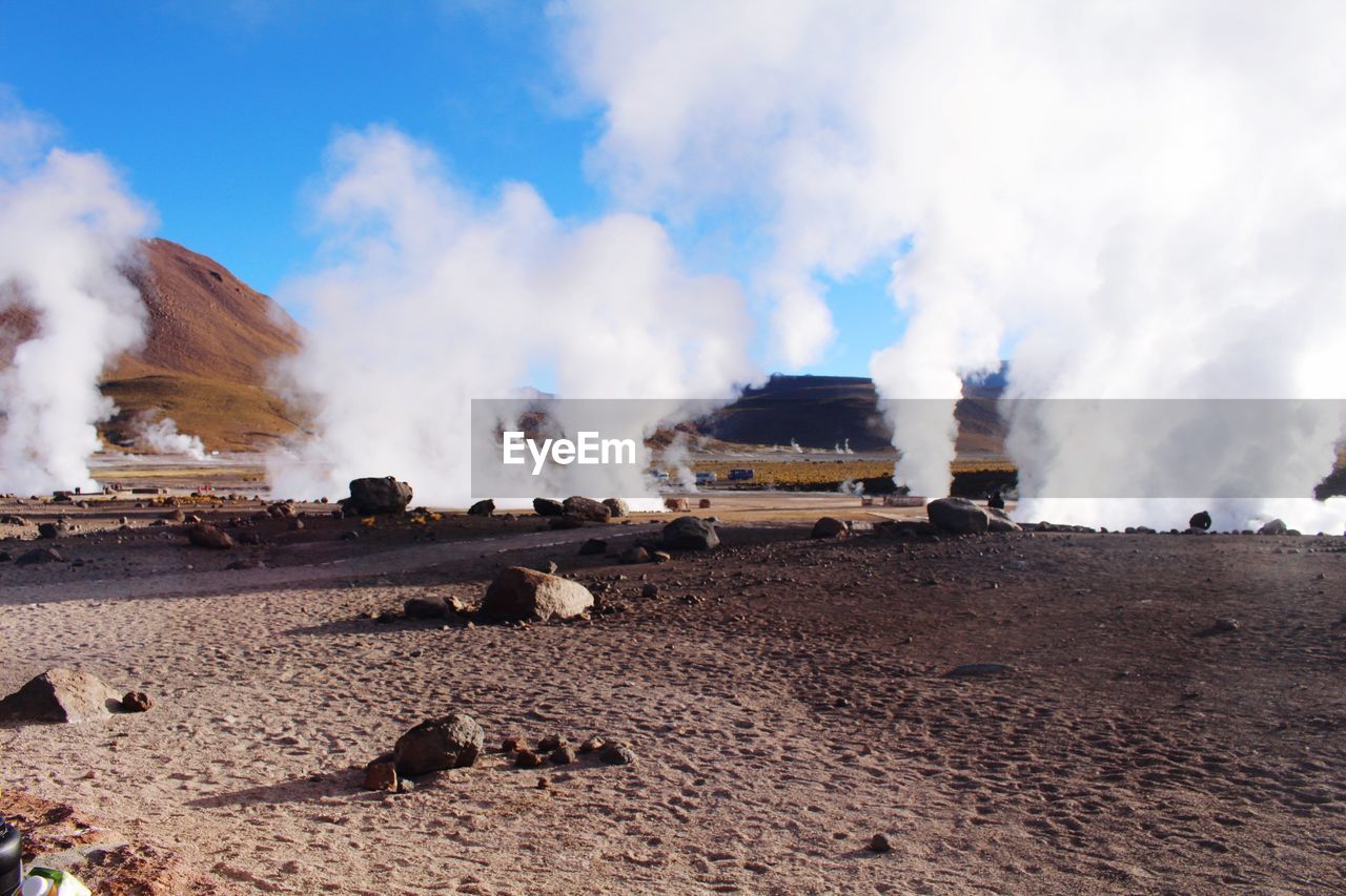 PANORAMIC VIEW OF A MAN AT THE BEACH