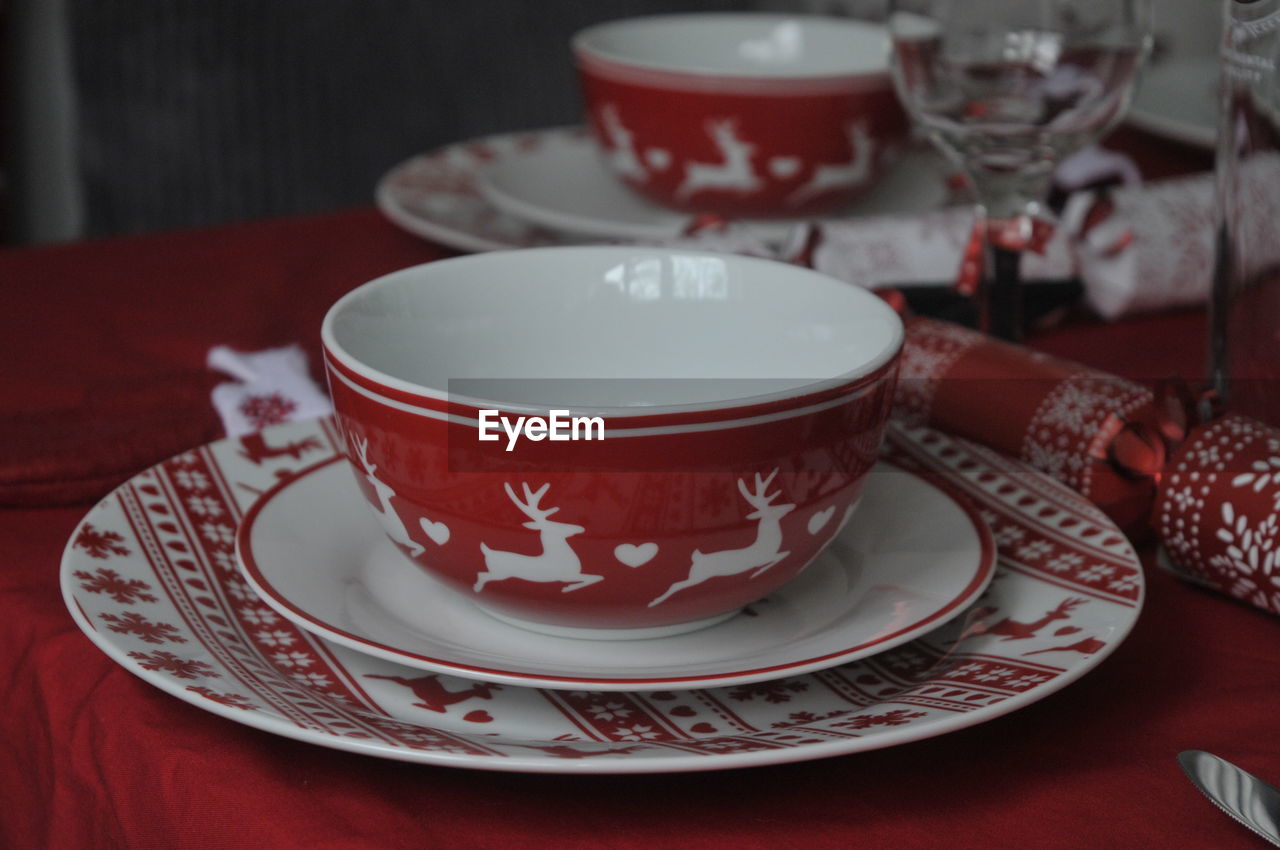 Red and white festive table setting