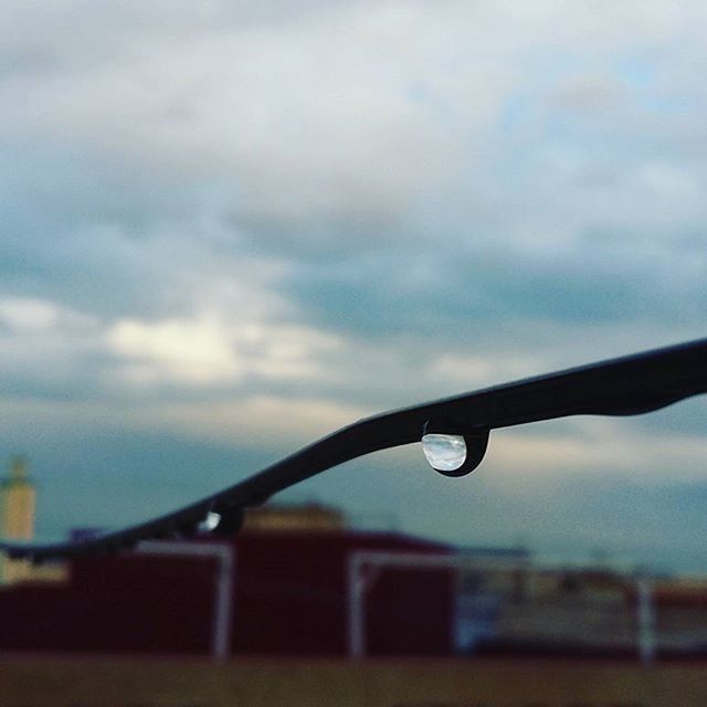 LOW ANGLE VIEW OF CLOUDY SKY OVER FIELD