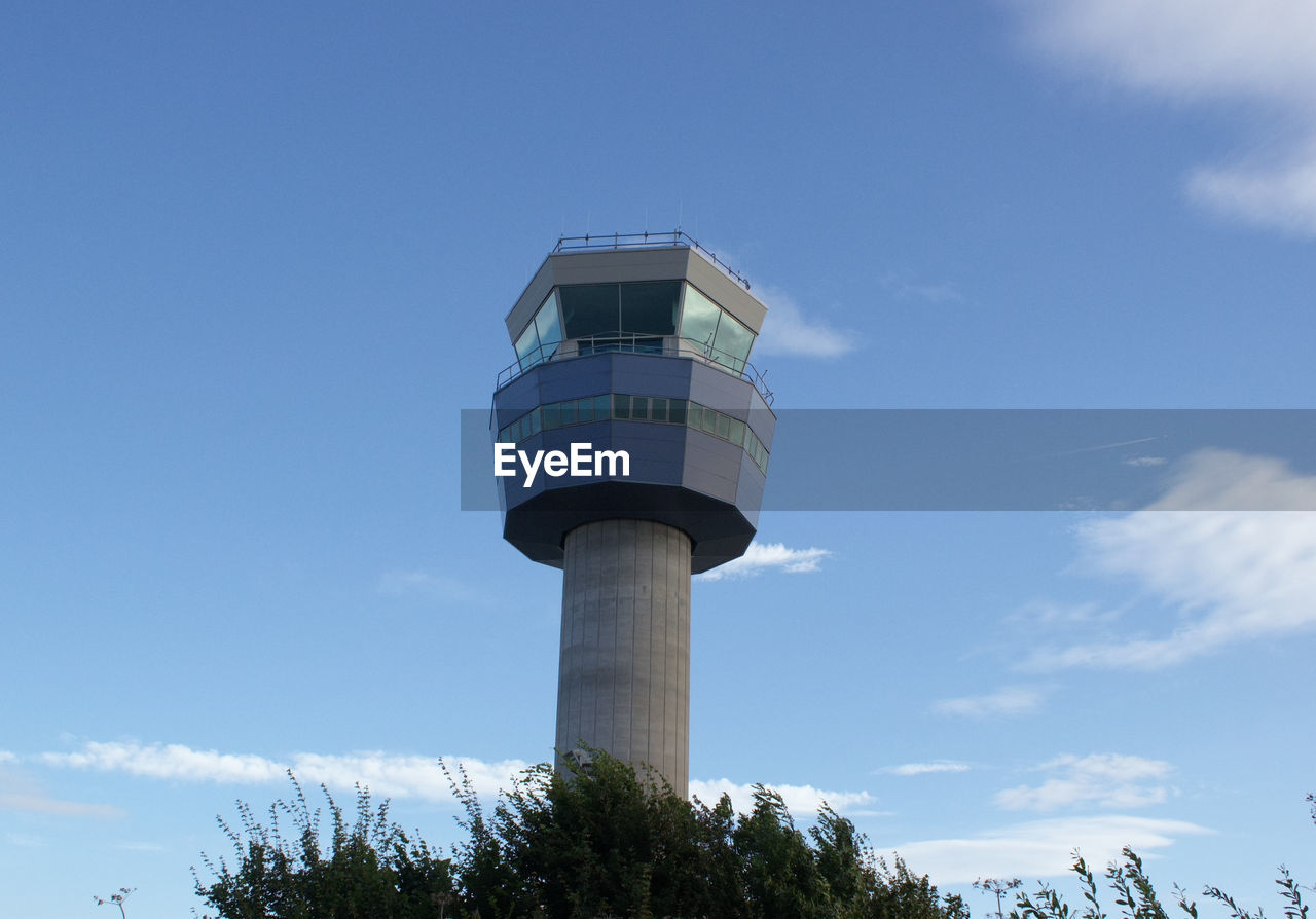 LOW ANGLE VIEW OF TOWER AGAINST SKY