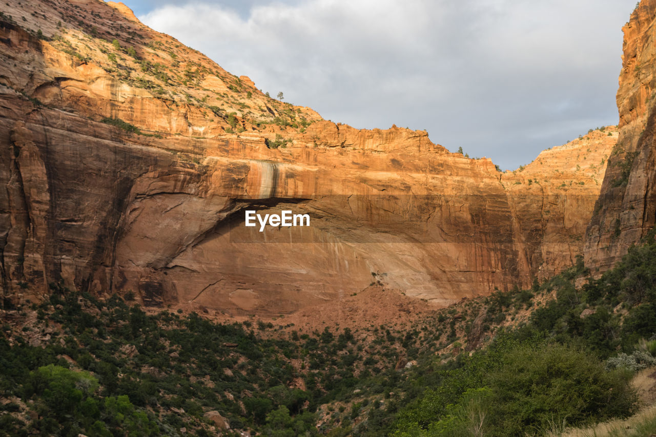 SCENIC VIEW OF ROCKY MOUNTAINS