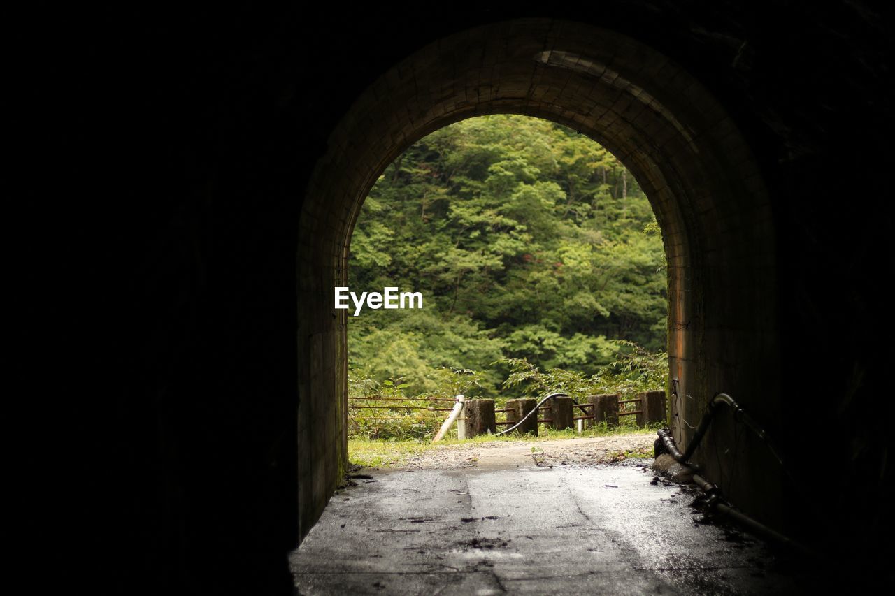 VIEW OF EMPTY TUNNEL