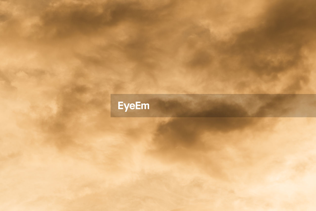 LOW ANGLE VIEW OF CLOUDS IN SKY